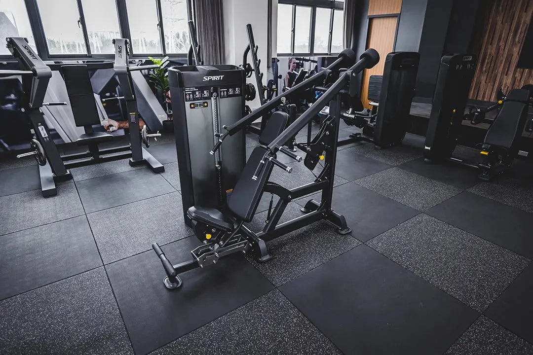 Spirit Chest &amp; Shoulder Press Commercial Spirit Fitness