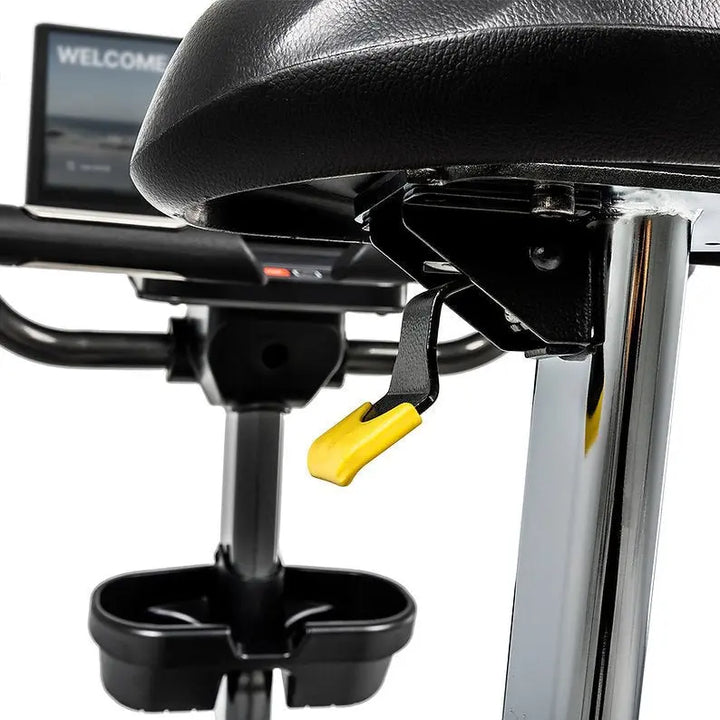 Spirit CU1000ENT Upright Bike Commercial Spirit Fitness