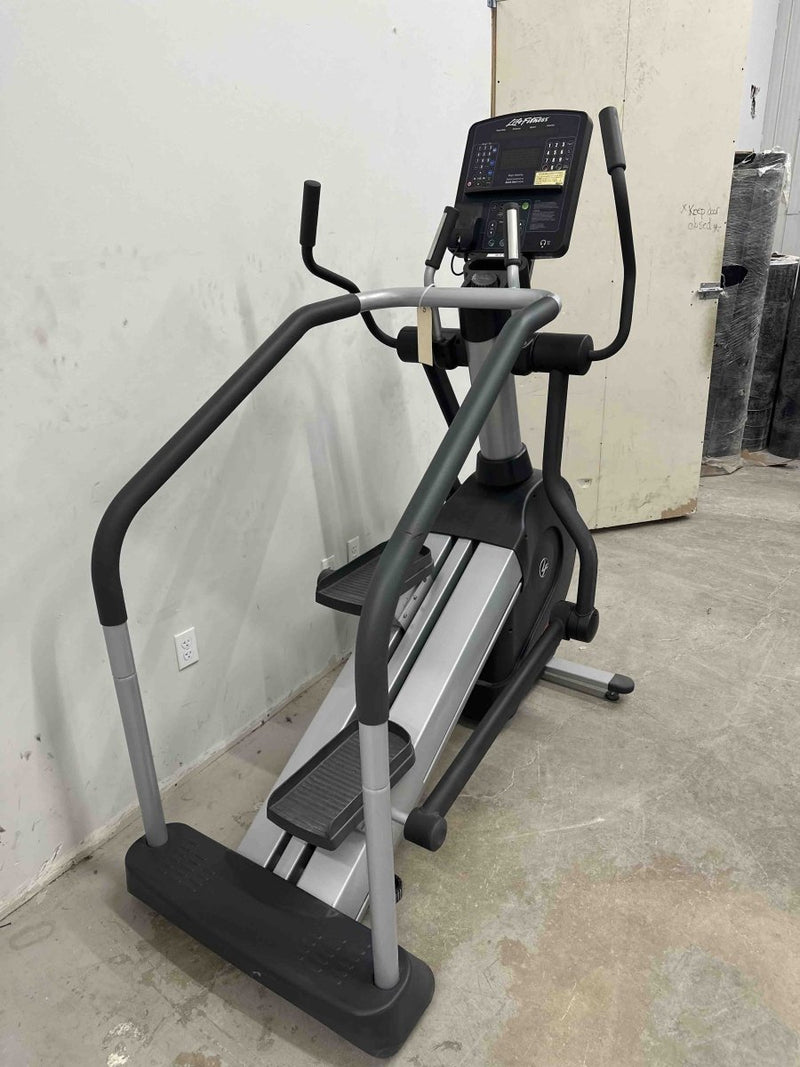 Used Life Fitness Summit Trainer Cardio Gym Concepts