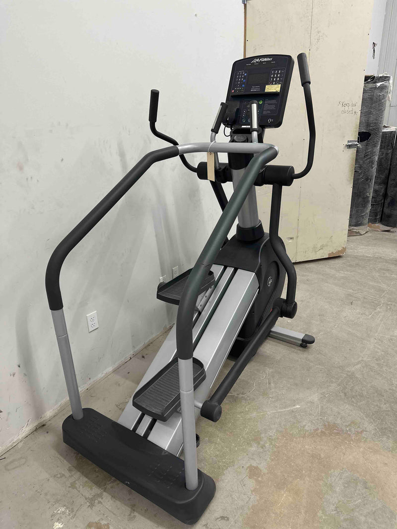 Used Life Fitness Summit Trainer Cardio Gym Concepts   
